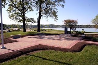 Springfield Township Veterans Memorial overlooking the water